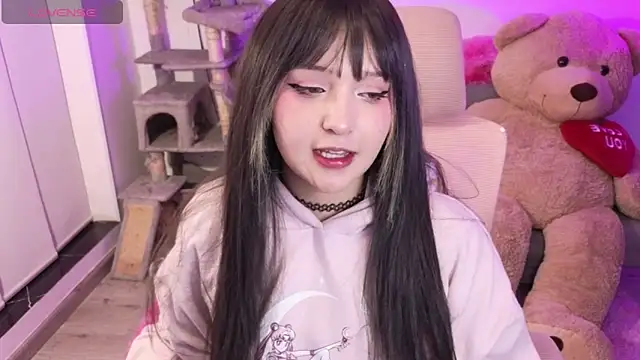 Snapshot of KuroChan420 chatting on February 2026 03:25:01 AM KuroChan420 online show from February 2026 03:25:01 AM