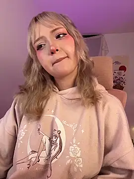 Snapshot of KuroChan420 chatting on January 2026 01:21:01 AM KuroChan420 online show from January 2026 01:21:01 AM