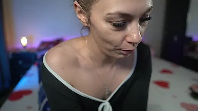 TiffanyPierce online show from December 2025 09:36:02 PM