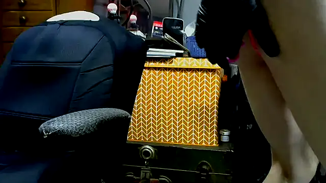 jjdirty6996 online show from November 2025 01:43:01 PM