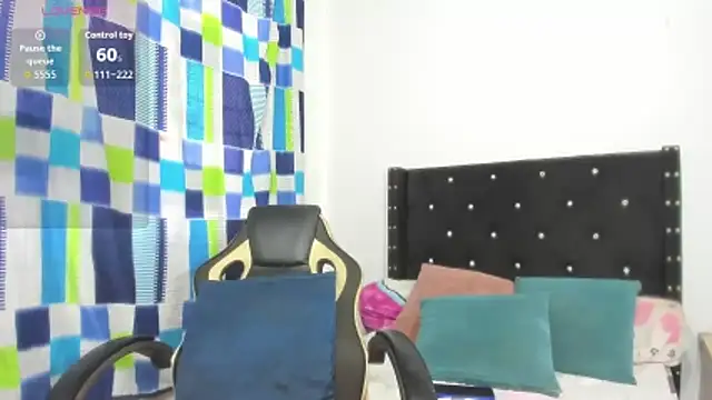 ebonnylatinx online show from April 2026 07:42:02 PM