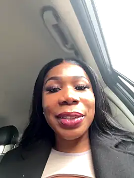 Snapshot of Belle___ chatting on September 2025 01:40:01 PM Belle    online show from September 2025 01:40:01 PM