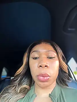 Snapshot of Belle___ chatting on February 2025 02:13:02 PM Belle    online show from February 2025 02:13:02 PM