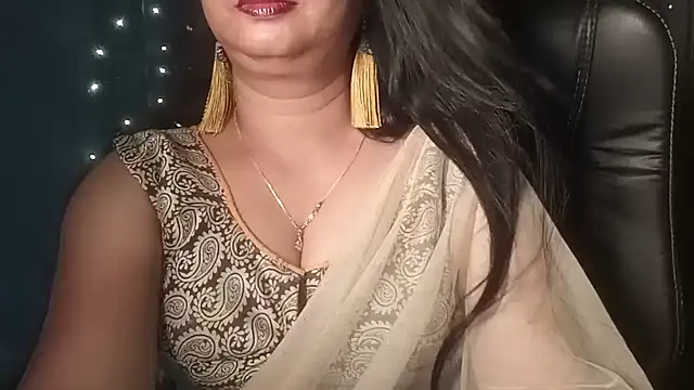 Snapshot of YourModhu chatting on July 2026 08:37:01 PM YourModhu online show from July 2026 08:37:01 PM