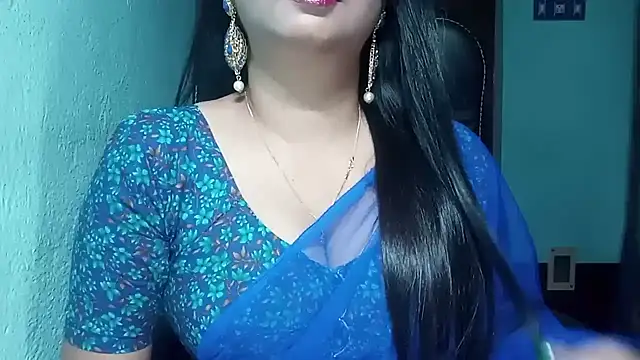 YourModhu online show from October 2025 05:35:02 PM