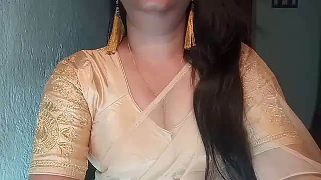 Snapshot of YourModhu chatting on April 2026 05:58:02 PM YourModhu online show from April 2026 05:58:02 PM