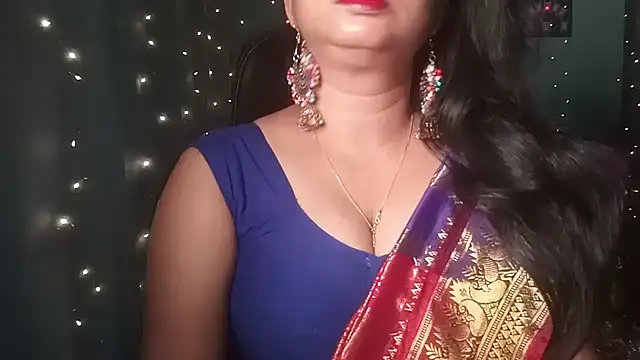 Snapshot of YourModhu chatting on June 2026 05:52:01 PM YourModhu online show from June 2026 05:52:01 PM