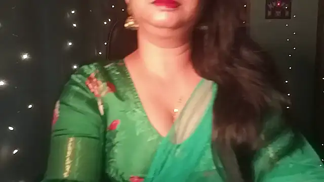 Snapshot of YourModhu chatting on June 2026 06:07:01 PM YourModhu online show from June 2026 06:07:01 PM