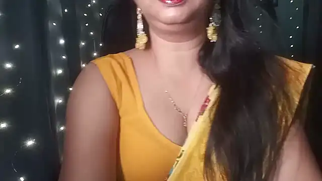 Snapshot of YourModhu chatting on June 2026 06:03:02 PM YourModhu online show from June 2026 06:03:02 PM