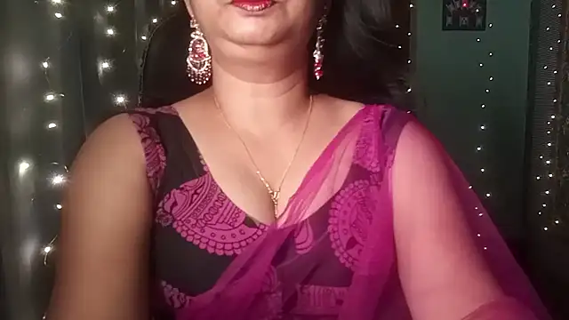 Snapshot of YourModhu chatting on June 2026 06:24:02 PM YourModhu online show from June 2026 06:24:02 PM