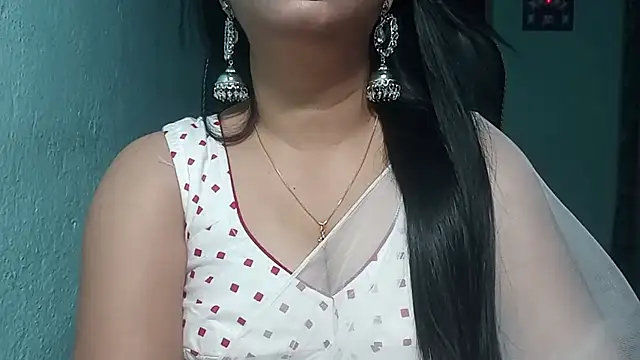 YourModhu online show from November 2025 05:52:02 PM