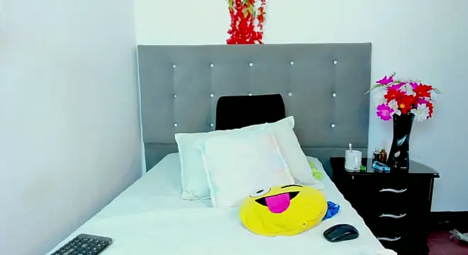 SexxyPamela online show from September 2025 07:57:01 PM