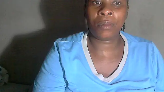 Choco-Coco10 online show from November 2025 12:36:02 AM