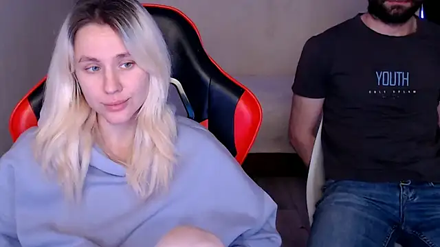 Mila Jon online show from December 2024 01:13:01 PM