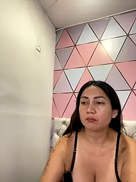 juliana diaz online show from October 2025 11:22:02 AM