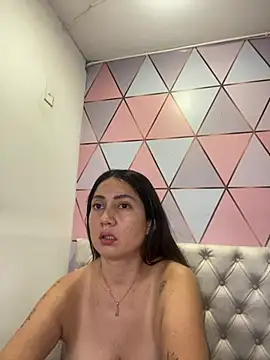 juliana diaz online show from September 2025 11:17:02 AM