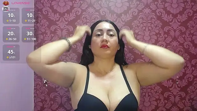 Snapshot of juliana_diaz chatting on July 2026 01:22:02 PM juliana diaz online show from July 2026 01:22:02 PM