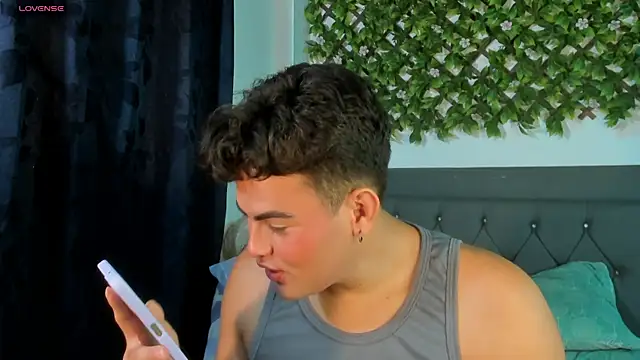 Snapshot of kamii_22 chatting on December 2025 08:01:01 PM kamii 22 online show from December 2025 08:01:01 PM