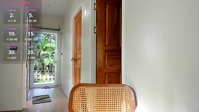 Snapshot of MiracleCam chatting on November 2025 01:16:01 AM MiracleCam online show from November 2025 01:16:01 AM