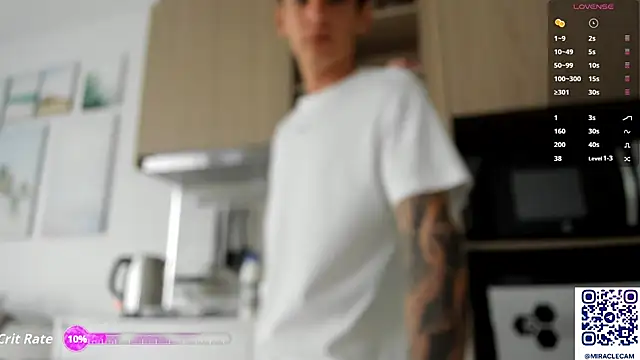 MiracleCam online show from October 2025 12:34:02 AM