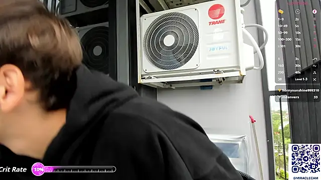 MiracleCam online show from October 2025 02:01:01 AM