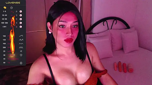 deliciouskelly online show from October 2025 01:18:01 AM
