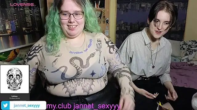 JannetPie online show from December 2025 06:09:02 PM