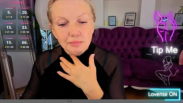 Abby Moore  online show from June 2026 12:32:01 PM