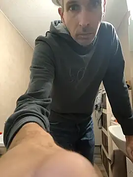 Geiler-boy313 online show from November 2025 08:03:01 PM