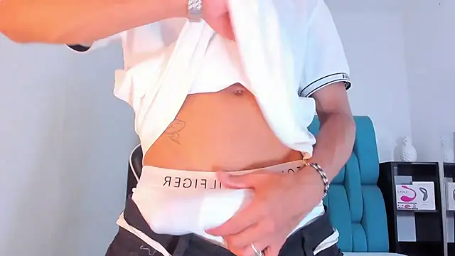 AlanNaughty online show from March 2025 08:14:01 PM