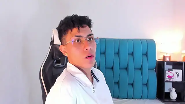 AlanNaughty online show from February 2025 06:56:01 AM