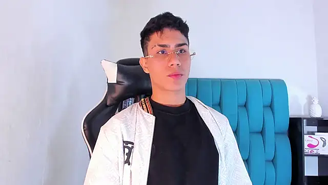 AlanNaughty online show from March 2025 08:32:02 PM