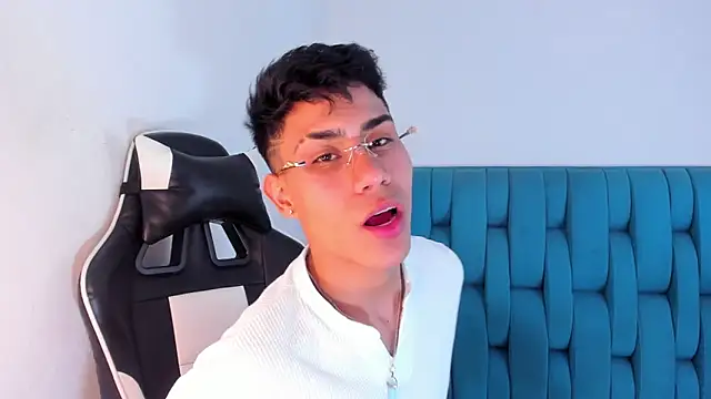 AlanNaughty online show from February 2025 08:42:01 PM