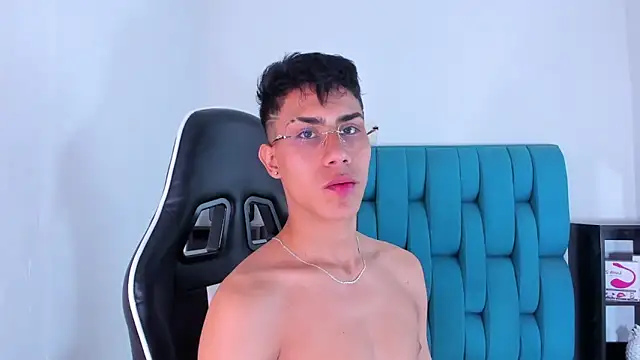 AlanNaughty online show from February 2025 04:57:02 AM