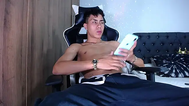 AlanNaughty online show from March 2025 12:04:02 AM