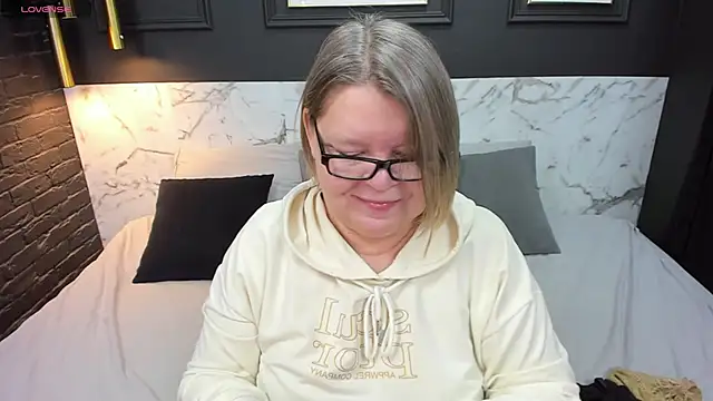 Shannonshine online show from March 2025 05:14:02 AM