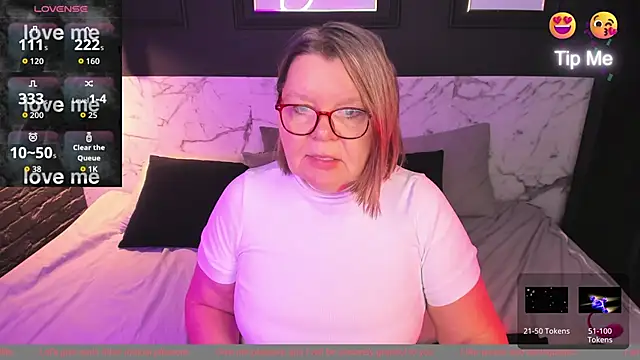 Shannonshine online show from November 2025 05:11:02 AM