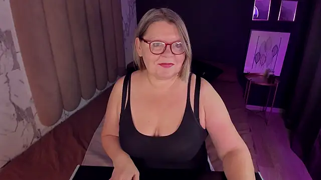 Shannonshine online show from September 2025 06:07:01 AM