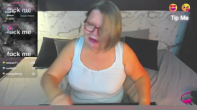 Shannonshine online show from September 2025 05:41:02 PM