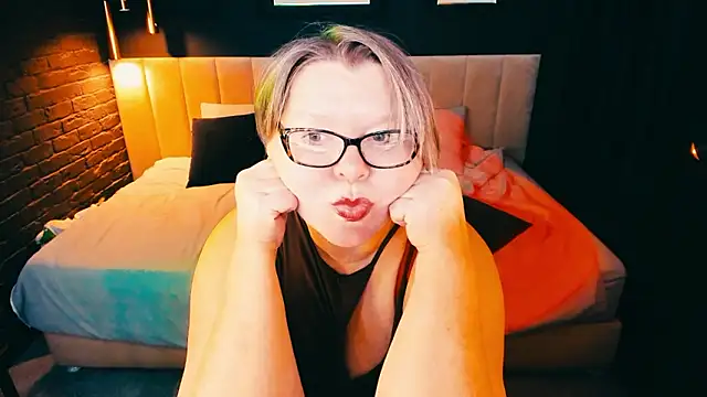 Shannonshine online show from February 2026 06:02:01 AM