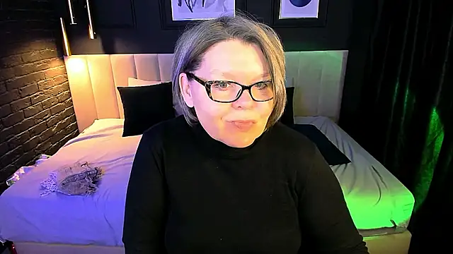 Shannonshine online show from February 2026 01:11:02 PM