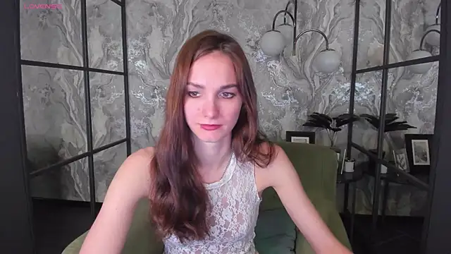 Snapshot of MirandaGlow chatting on March 2025 08:57:01 AM MirandaGlow online show from March 2025 08:57:01 AM