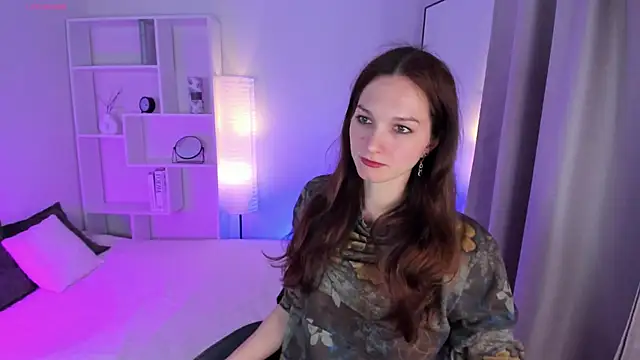 MirandaGlow online show from April 2026 05:42:02 AM