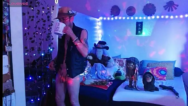 Snapshot of mycock2474u chatting on March 2025 01:34:02 PM mycock2474u online show from March 2025 01:34:02 PM