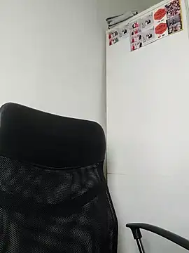 Snapshot of david_geam chatting on April 2026 06:30:01 AM david geam online show from April 2026 06:30:01 AM