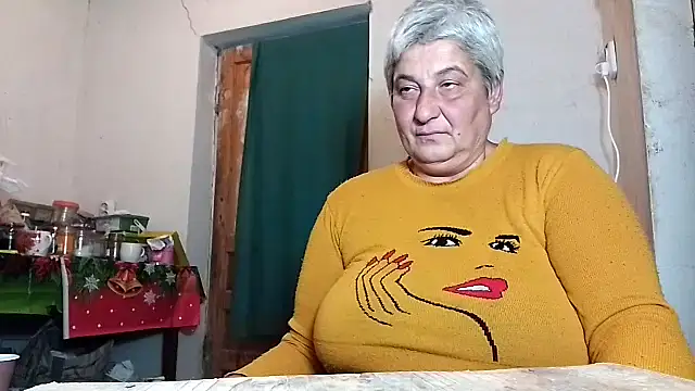 Snapshot of ExquisiteMature chatting on October 2025 10:00:01 PM ExquisiteMature online show from October 2025 10:00:01 PM