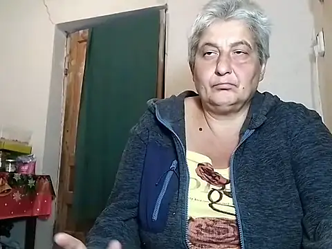 Snapshot of ExquisiteMature chatting on September 2025 01:01:02 AM ExquisiteMature online show from September 2025 01:01:02 AM