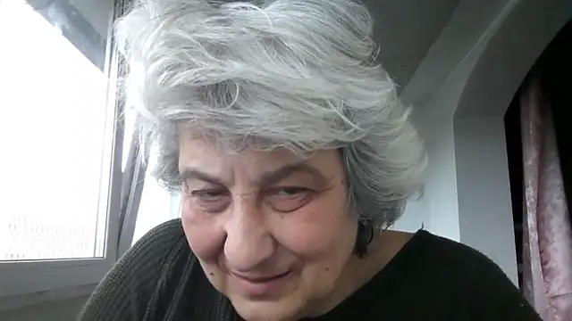 Snapshot of ExquisiteMature chatting on April 2026 10:43:01 AM ExquisiteMature online show from April 2026 10:43:01 AM