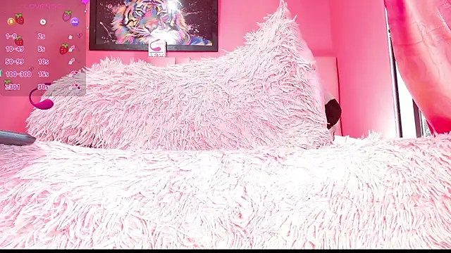 sofia gold  online show from February 2025 06:20:02 PM