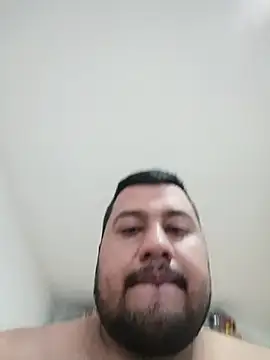 Snapshot of santi_hothot chatting on December 2025 07:02:02 PM santi hothot online show from December 2025 07:02:02 PM